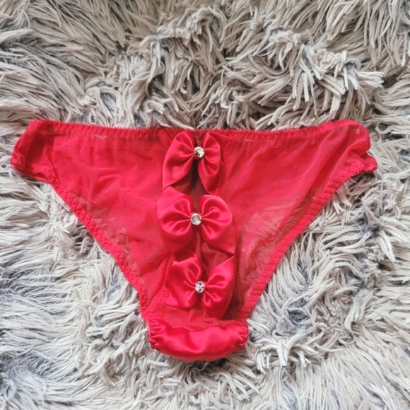 🍒NWT🍒 VS VERY SEXY LINED PLUNGE BRA + PANTY SET - Picture 7 of 9